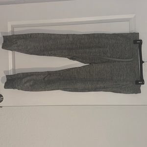 WOMENS MÉDIUM GREY  JOGGER (no tag)